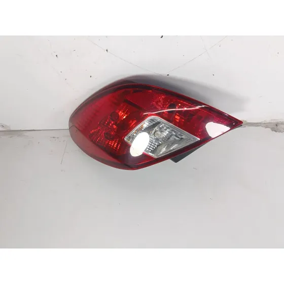 Piloto Trasero Derecho para Opel Corsa D (S07)