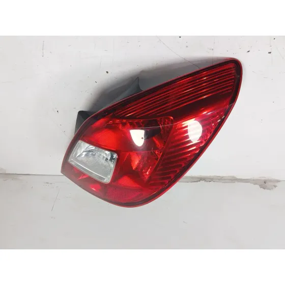 Piloto Trasero Derecho para Opel Corsa D (S07)