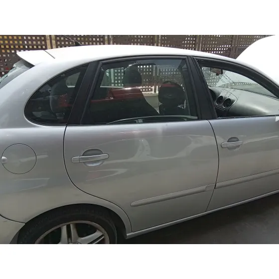 Puerta Trasera Derecha para Seat Ibiza Iii (6L1)
