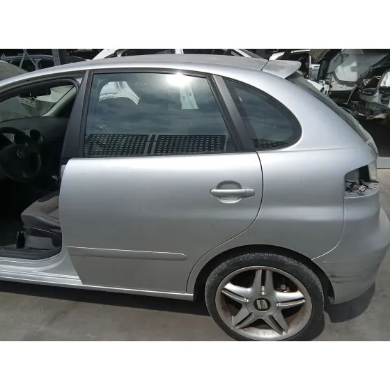 Puerta Trasera Izquierda para Seat Ibiza Iii (6L1)