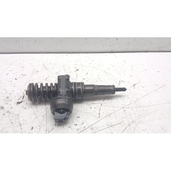 Inyector para Seat Ibiza Iii (6L1)