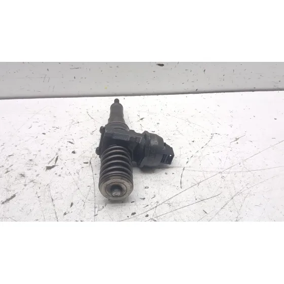 Inyector para Seat Ibiza Iii (6L1)