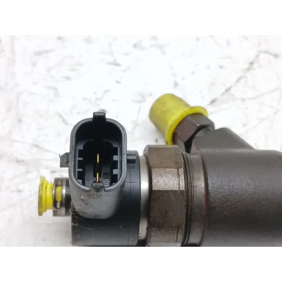 Inyector para Opel Corsa D (S07)