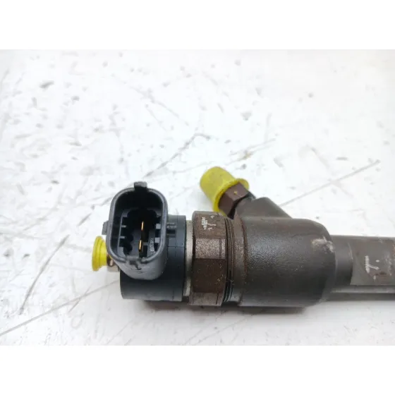 Inyector para Opel Corsa D (S07)