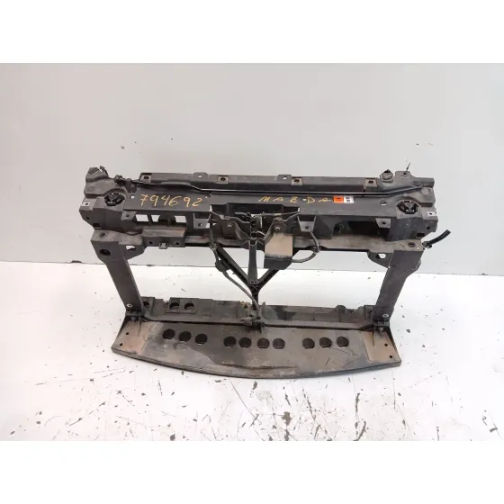 Panel Frontal para Mazda 3 Sedan (Bl)