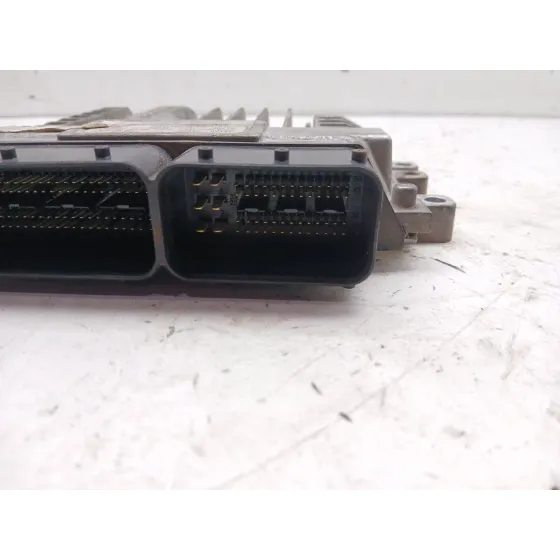 Centralita Motor Uce para Hyundai I30 (Gd)