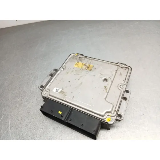 Centralita Motor Uce para Hyundai I30 (Gd)