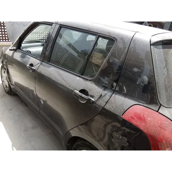 Puerta Trasera Izquierda para Suzuki Swift Iii (Mz, Ez)