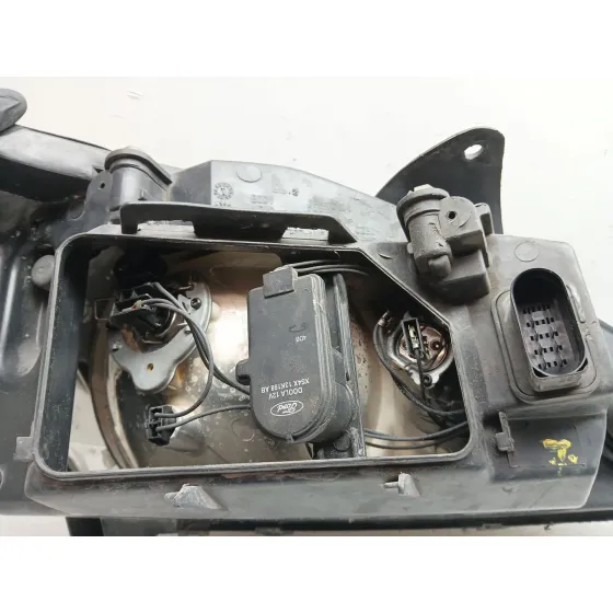 Faro Izquierdo para Ford Focus I (Daw, Dbw)
