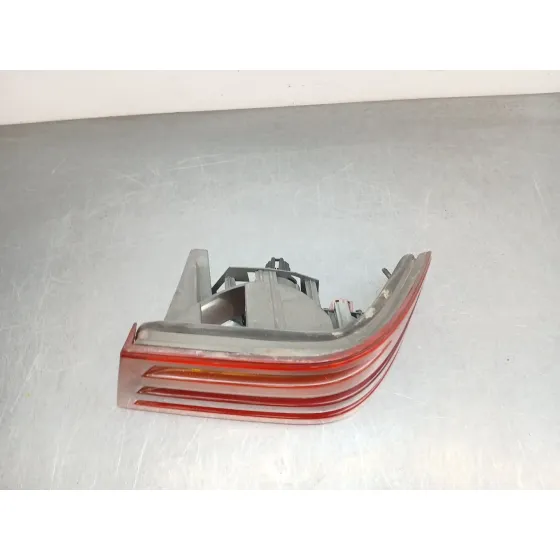 Piloto Trasero Derecho para Mercedes-Benz Clase E (W210)