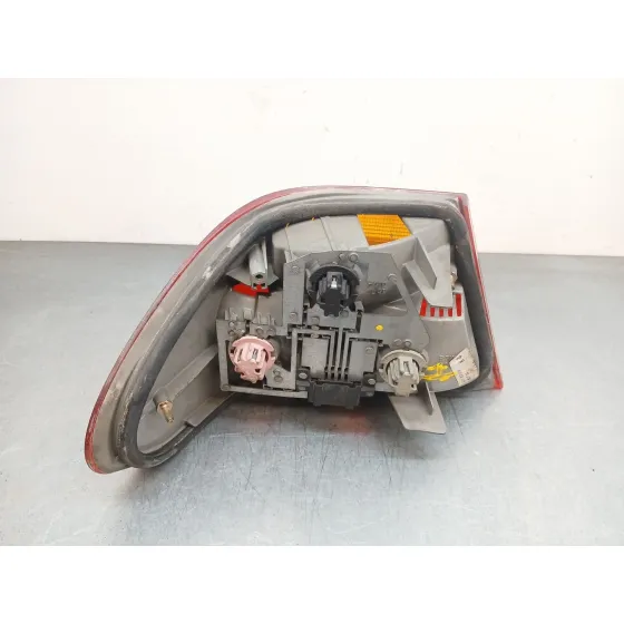 Piloto Trasero Derecho para Mercedes-Benz Clase E (W210)