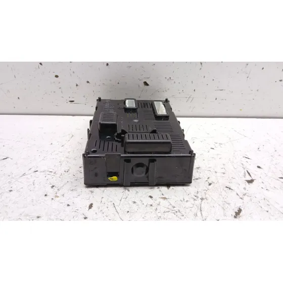 Caja Reles / Fusibles para Renault Clio Iii (Br0/1, Cr0/1)