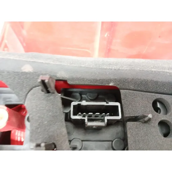 Piloto Trasero Derecho para Peugeot 1007 (Km_)