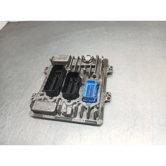 Centralita Motor Uce para Opel Mokka / Mokka X (J13)