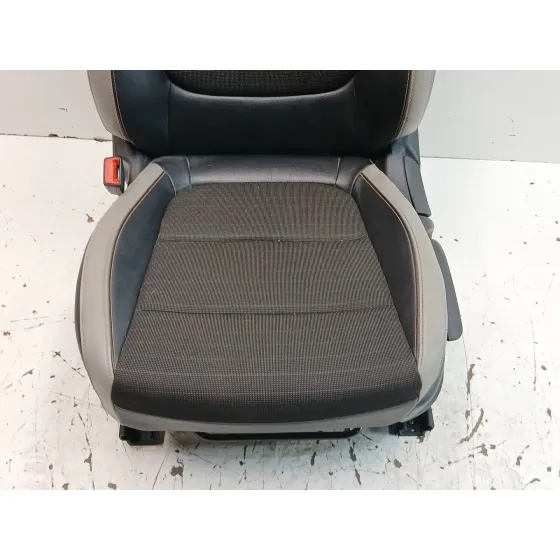 Asiento Delantero Izquierdo para Kia Stonic (Yb)