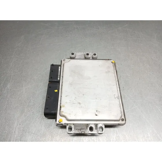 Centralita Motor Uce para Hyundai I30 (Gd)