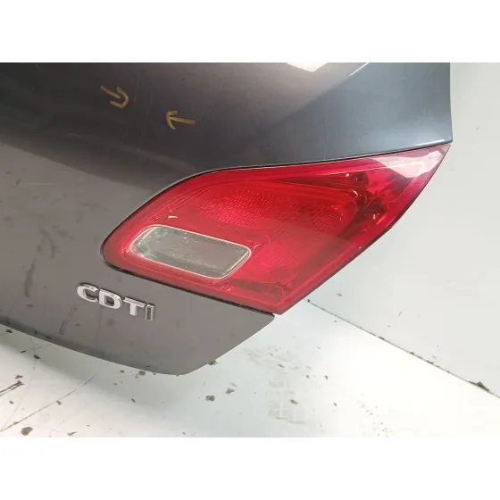 Porton Trasero para Opel Astra J (P10)