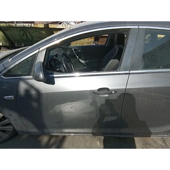 Puerta Delantera Izquierda para Opel Astra J (P10)
