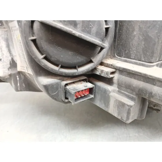 Faro Derecho para Opel Astra J Sports Tourer (P10)