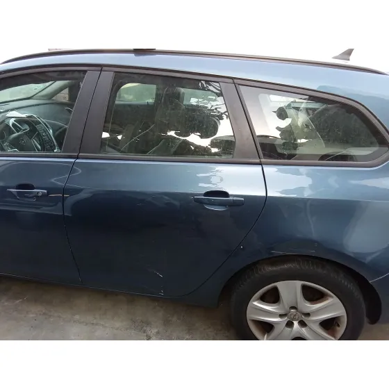 Puerta Trasera Izquierda para Opel Astra J Sports Tourer (P10)