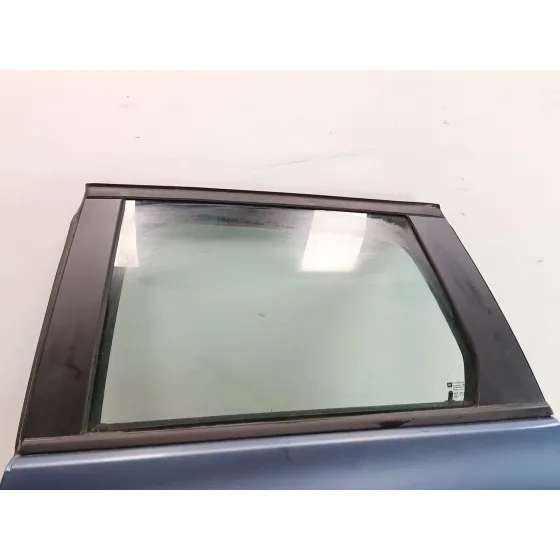 Puerta Trasera Izquierda para Opel Astra J Sports Tourer (P10)