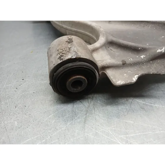 Brazo Suspension Inferior Delantero Derecho para Opel Astra J Sports Tourer (P10)