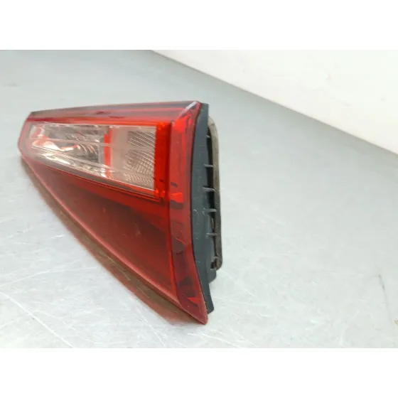 Piloto Trasero Izquierdo Interior para Seat Arona (Kj7, Kjp)