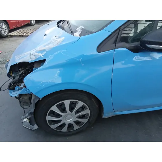 Aleta Delantera Izquierda para Peugeot 208 I (Ca_, Cc_)