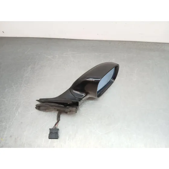 Retrovisor Derecho para Audi A3 (8L1)