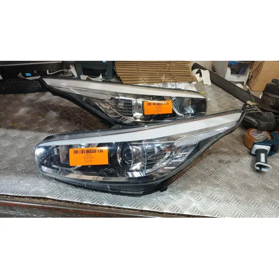 Faro Izquierdo para Kia Cee'd (Jd)