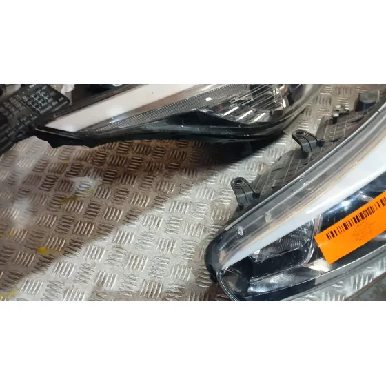 Faro Izquierdo para Kia Cee'd (Jd)