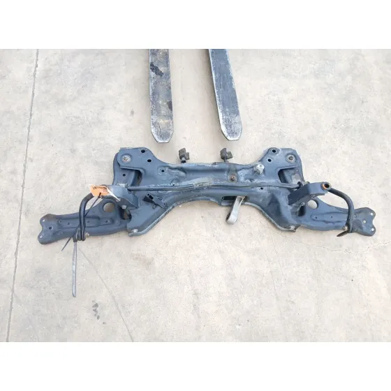 Puente Delantero para Seat Ibiza Iv (6J5, 6P1)