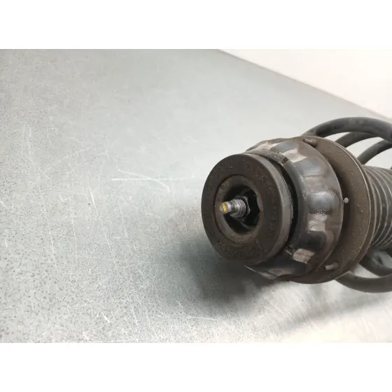 Amortiguador Delantero Izquierdo para Kia Stonic (Yb)