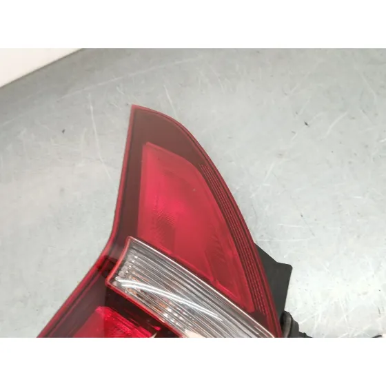 Piloto Trasero Derecho para Hyundai Bayon (Bc3)