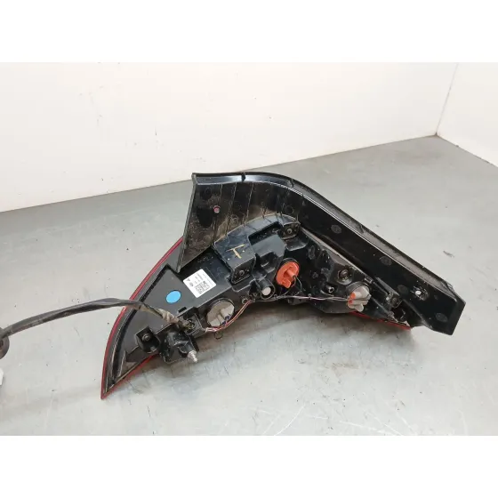 Piloto Trasero Izquierdo para Hyundai Bayon (Bc3)