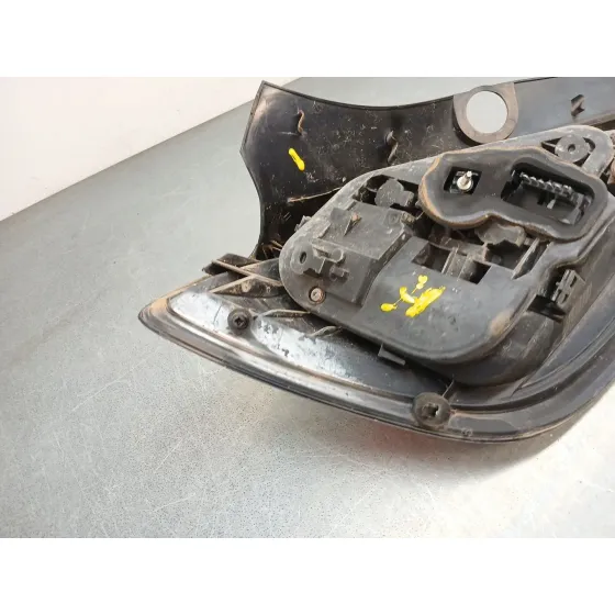 Piloto Trasero Derecho para Opel Astra H (A04)