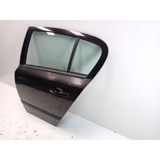 Puerta Trasera Izquierda para Opel Astra H (A04)