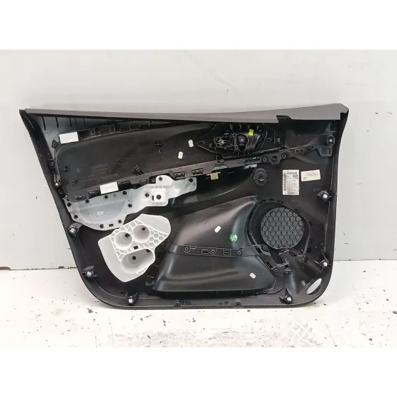 Guarnecido Puerta Delantera Derecha para Renault Clio Iv (Bh_)