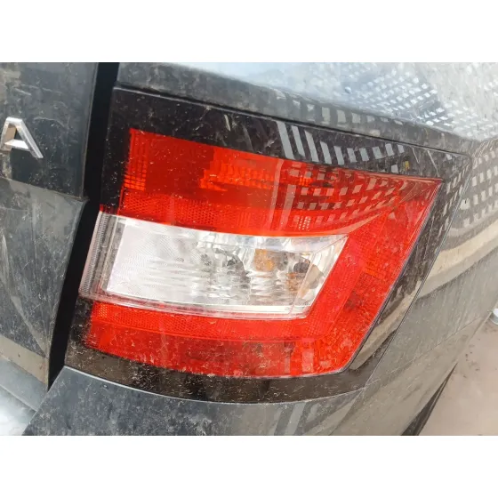 Piloto Trasero Derecho para Skoda Fabia Iii Station Wagon (Nj5)