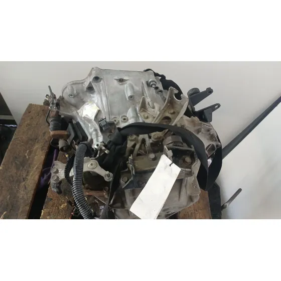 Caja Cambios para Toyota Avensis Sedan (_T25_)