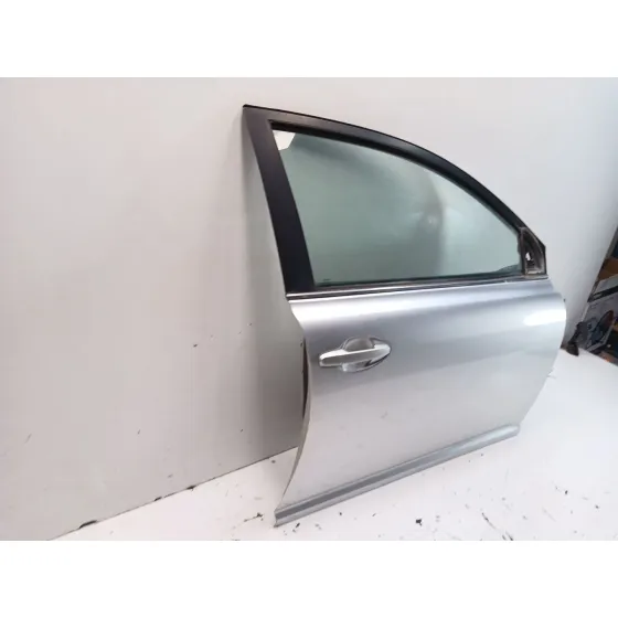 Puerta Delantera Derecha para Toyota Avensis Sedan (_T25_)