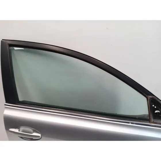 Puerta Delantera Derecha para Toyota Avensis Sedan (_T25_)