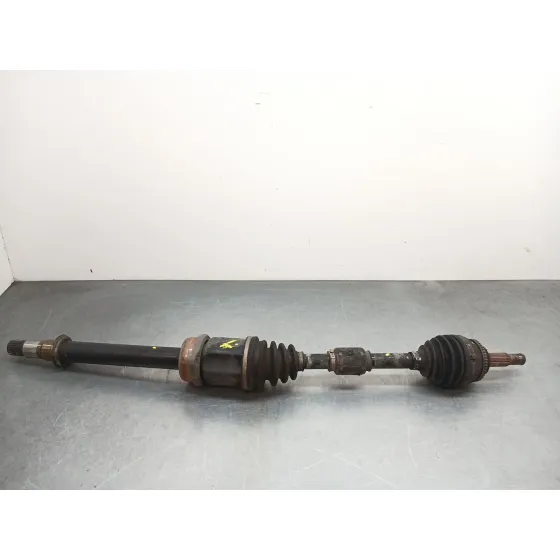 Transmision Delantera Derecha para Toyota Avensis Sedan (_T25_)