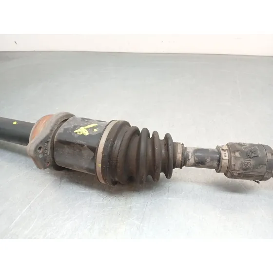 Transmision Delantera Derecha para Toyota Avensis Sedan (_T25_)