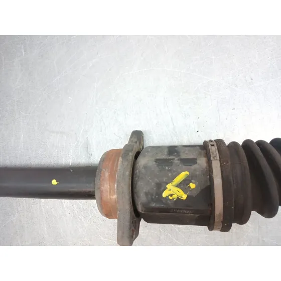 Transmision Delantera Derecha para Toyota Avensis Sedan (_T25_)