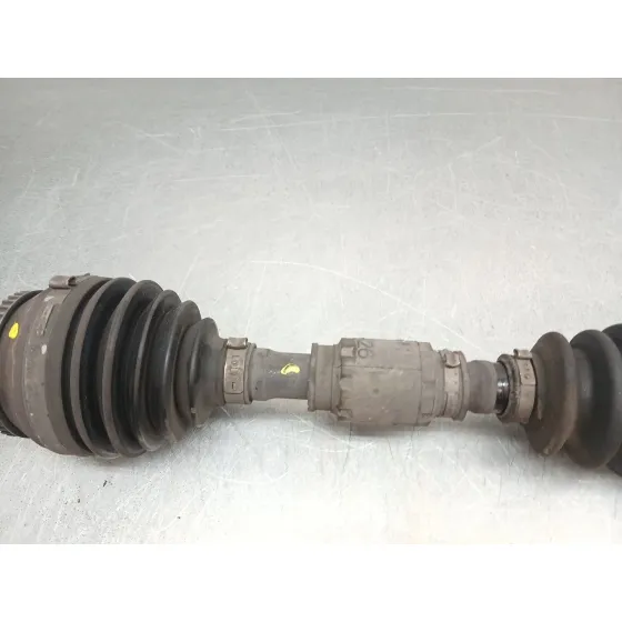 Transmision Delantera Izquierda para Toyota Avensis Sedan (_T25_)