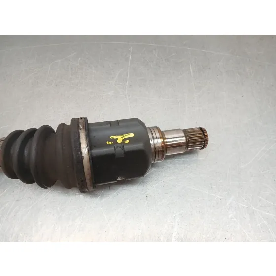 Transmision Delantera Izquierda para Toyota Avensis Sedan (_T25_)