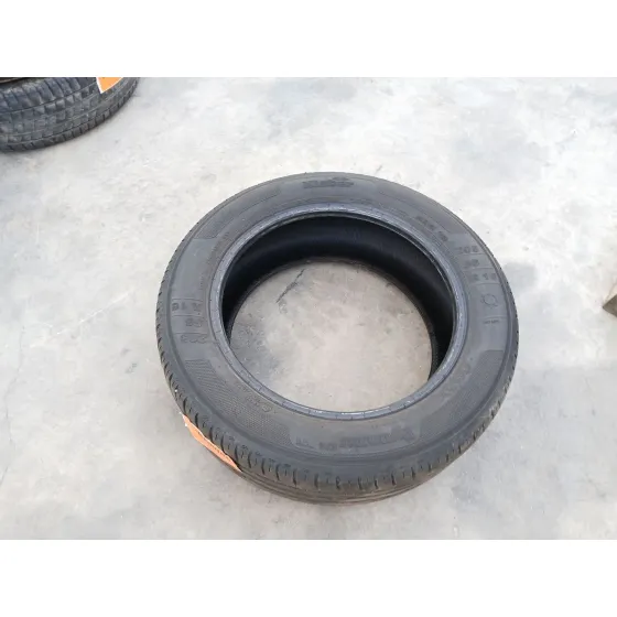 Neumatico para Volvo V40 Hatchback (525)