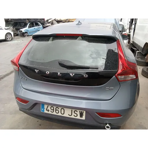 Porton Trasero para Volvo V40 Hatchback (525)