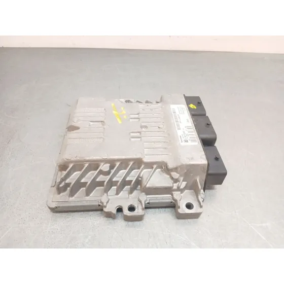 Centralita Motor Uce para Ford Focus Iii